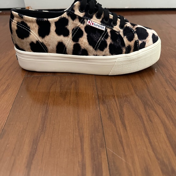 Platform Superga in Leopard - Picture 3 of 3
